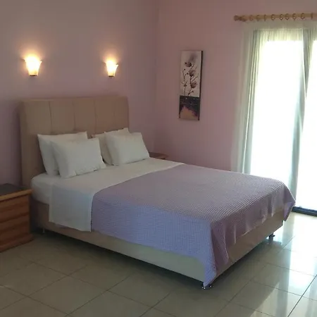 Patelis 아파트호텔 3*