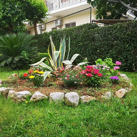 Appart hôtel Patelis Poúlithra
