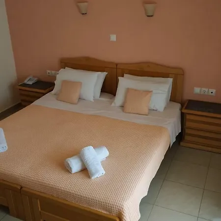 Aparthotel Patelis