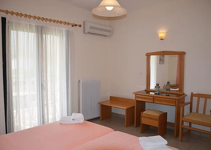 Aparthotel Patelis