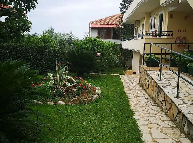 Patelis 3* Poúlithra